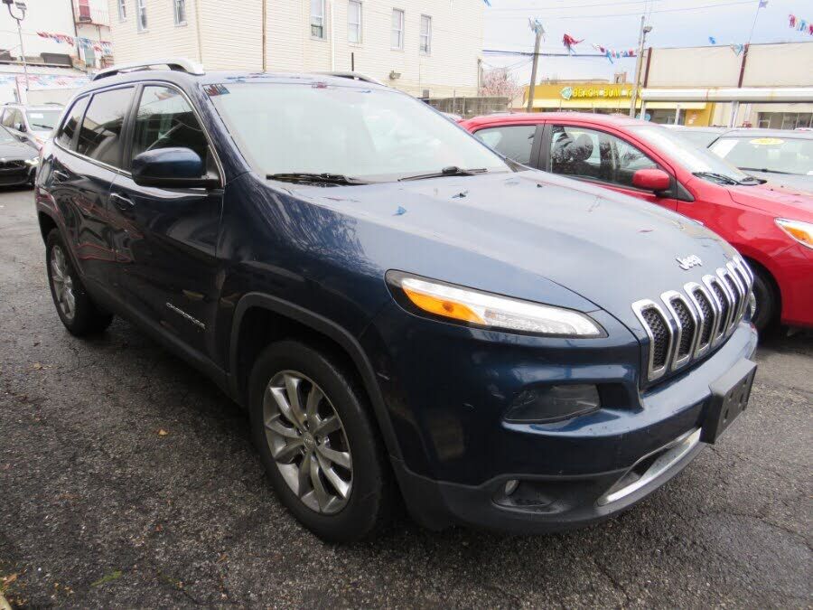 2018 JEEP Cherokee