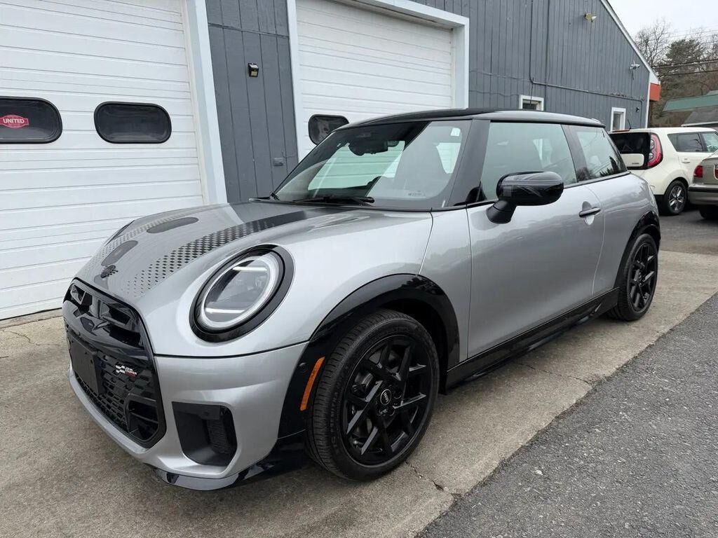 2025 MINI Hardtop