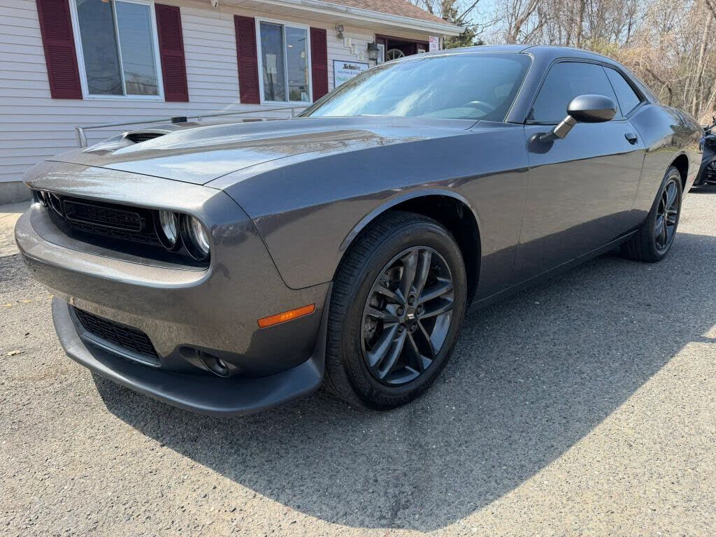 2019 DODGE Challenger