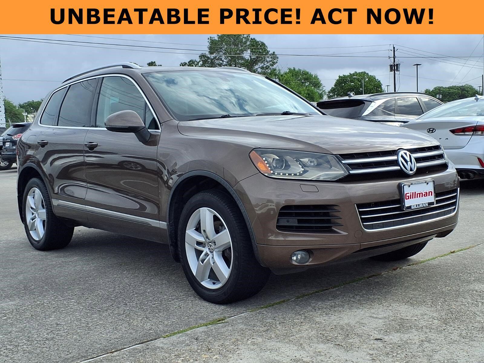 2012 VOLKSWAGEN Touareg
