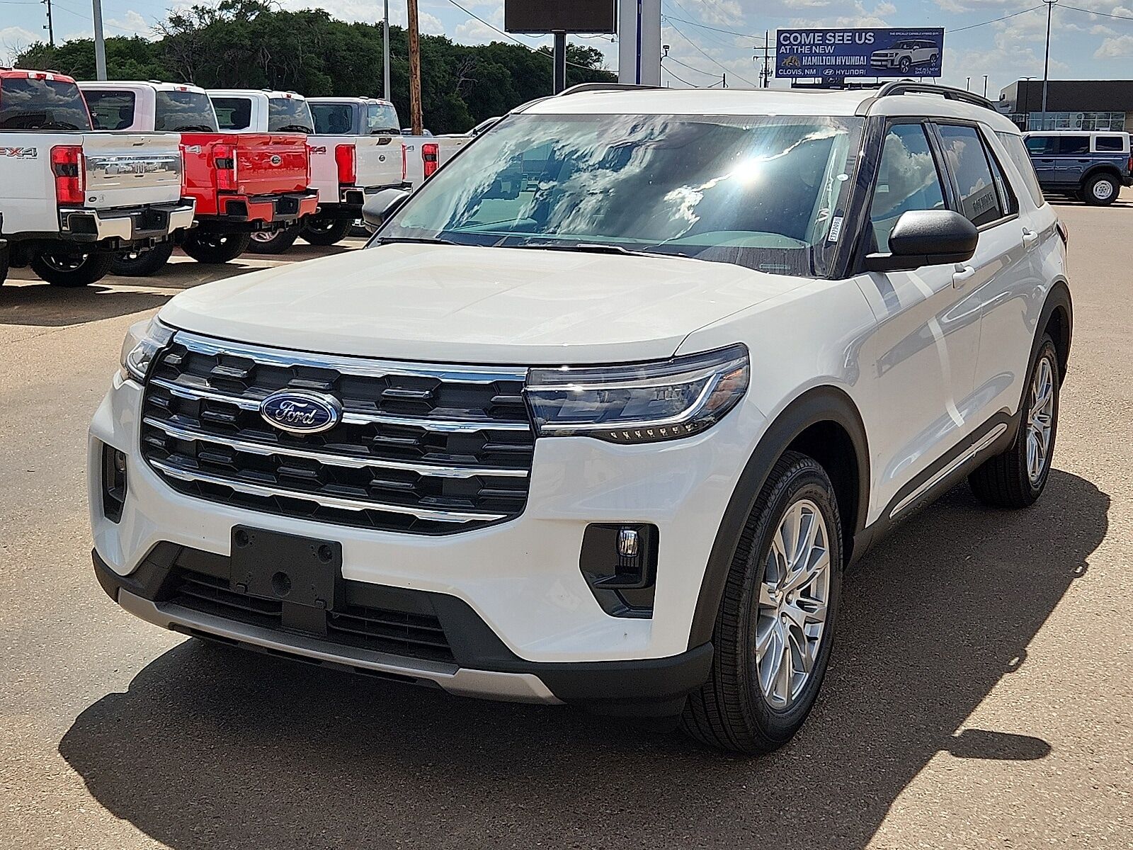 2025 FORD Explorer