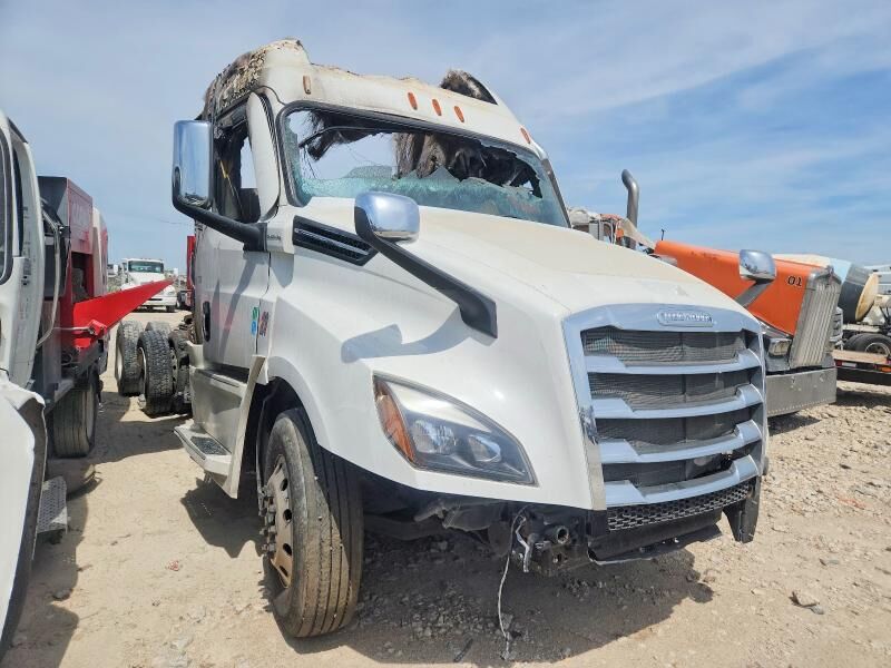 2021 FREIGHTLINER New Cascadia 126" Sleepercab