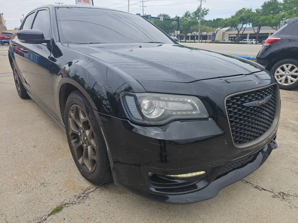 2017 CHRYSLER 300