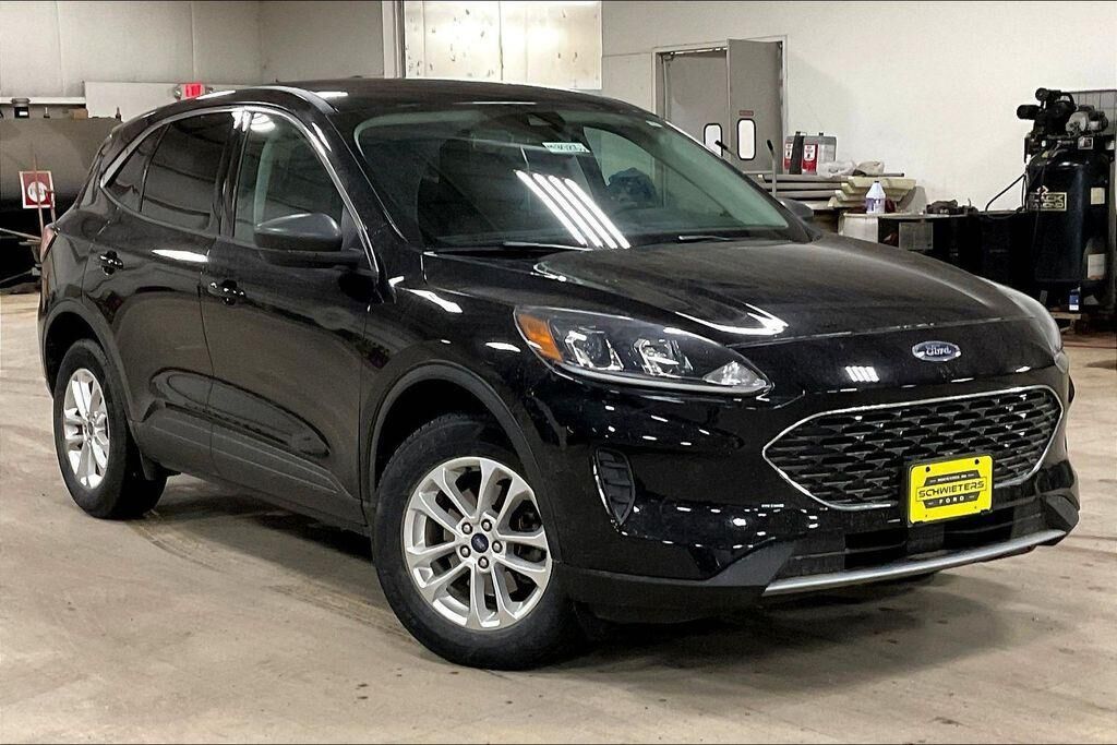 2022 FORD Escape