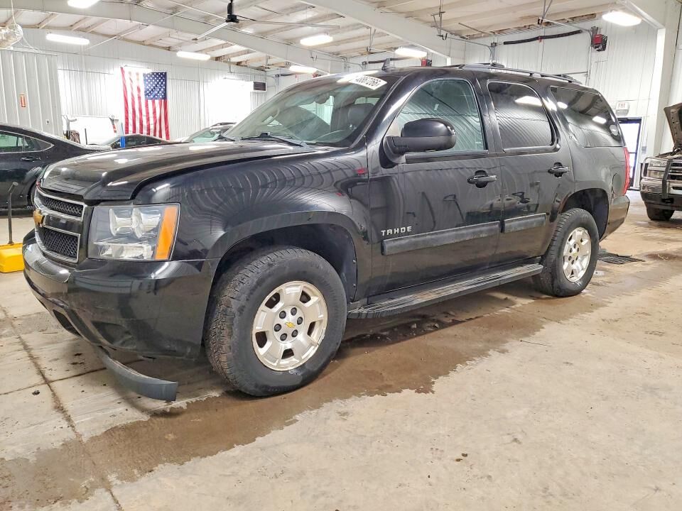2013 CHEVROLET Tahoe