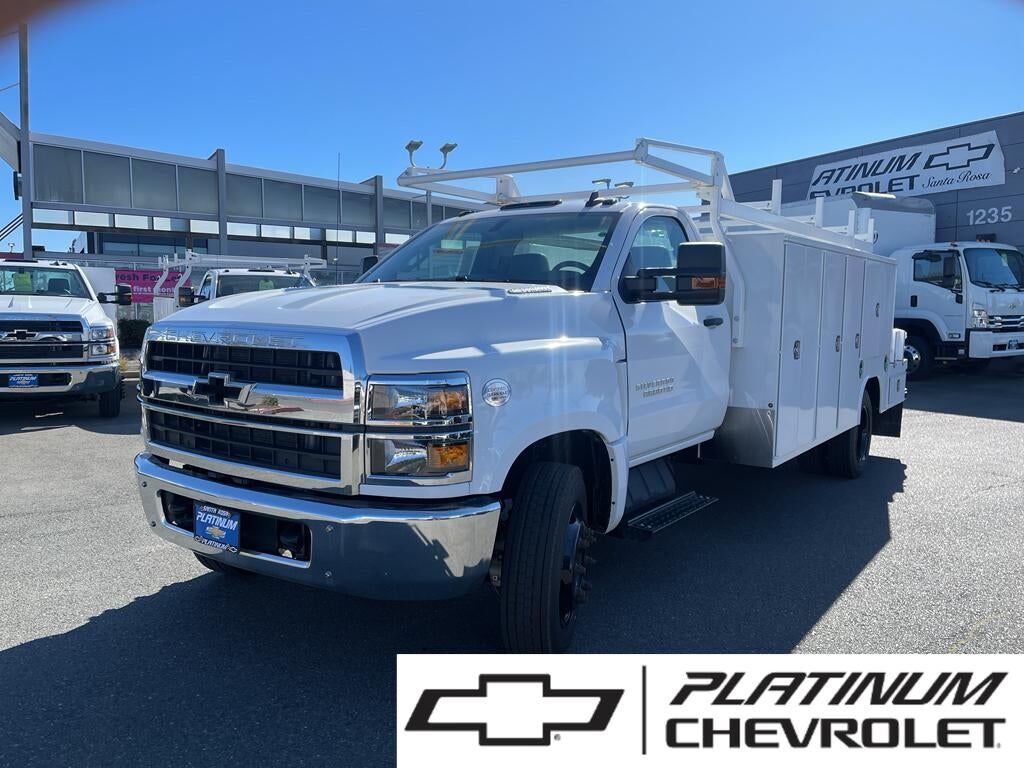 2023 GMC Silverado Medium Duty