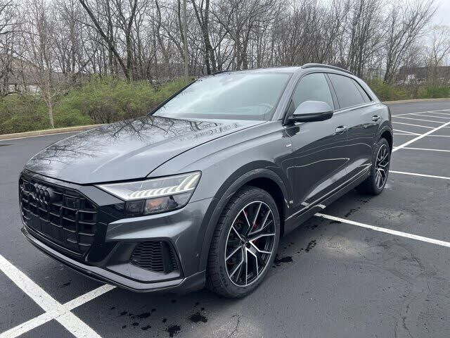 2021 AUDI Q8