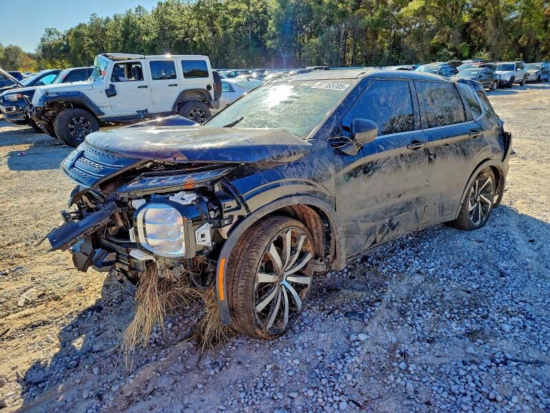 2022 MITSUBISHI Outlander