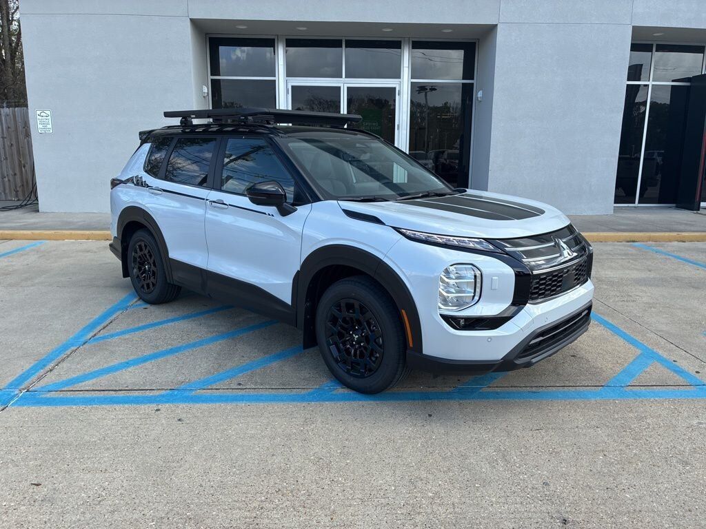 2026 MITSUBISHI Outlander