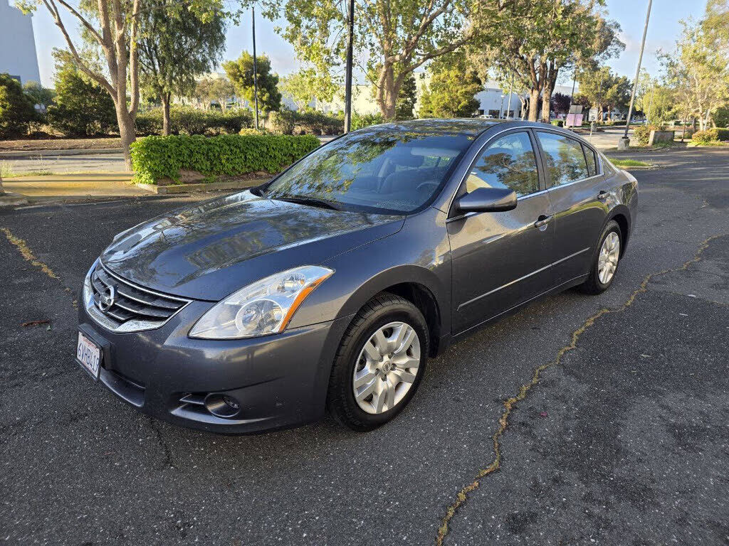 2012 NISSAN Altima