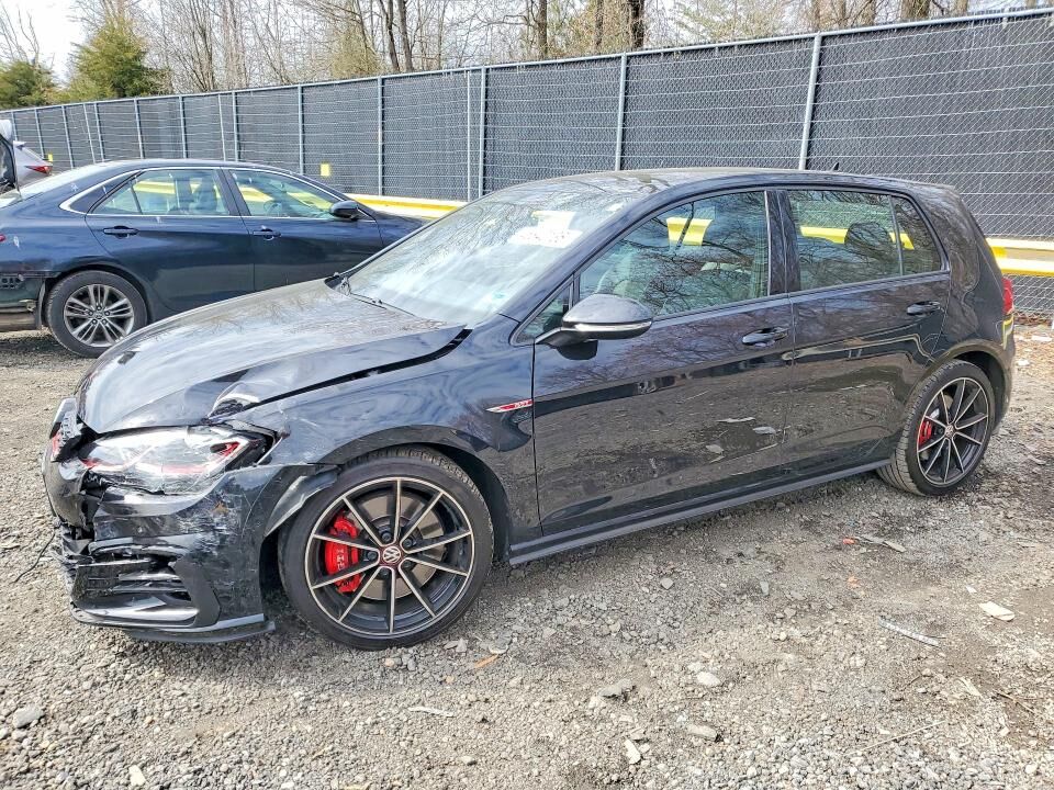2021 VOLKSWAGEN Golf GTI