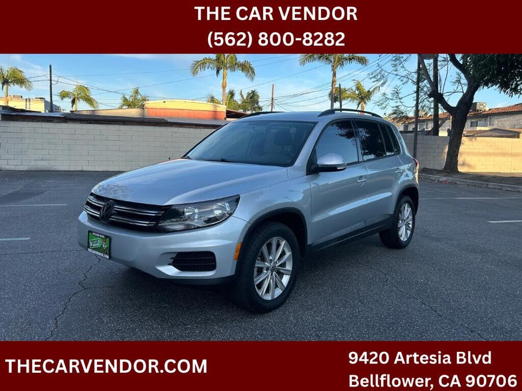 2017 VOLKSWAGEN Tiguan