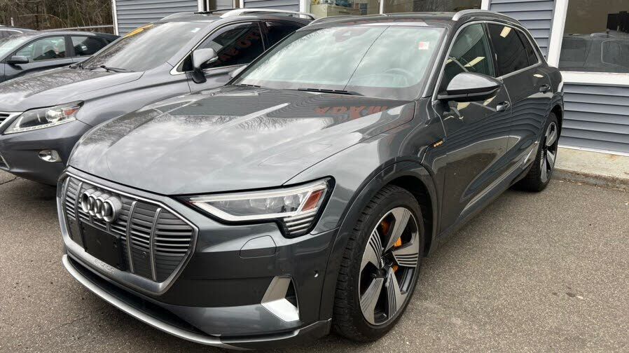 2019 AUDI e-tron