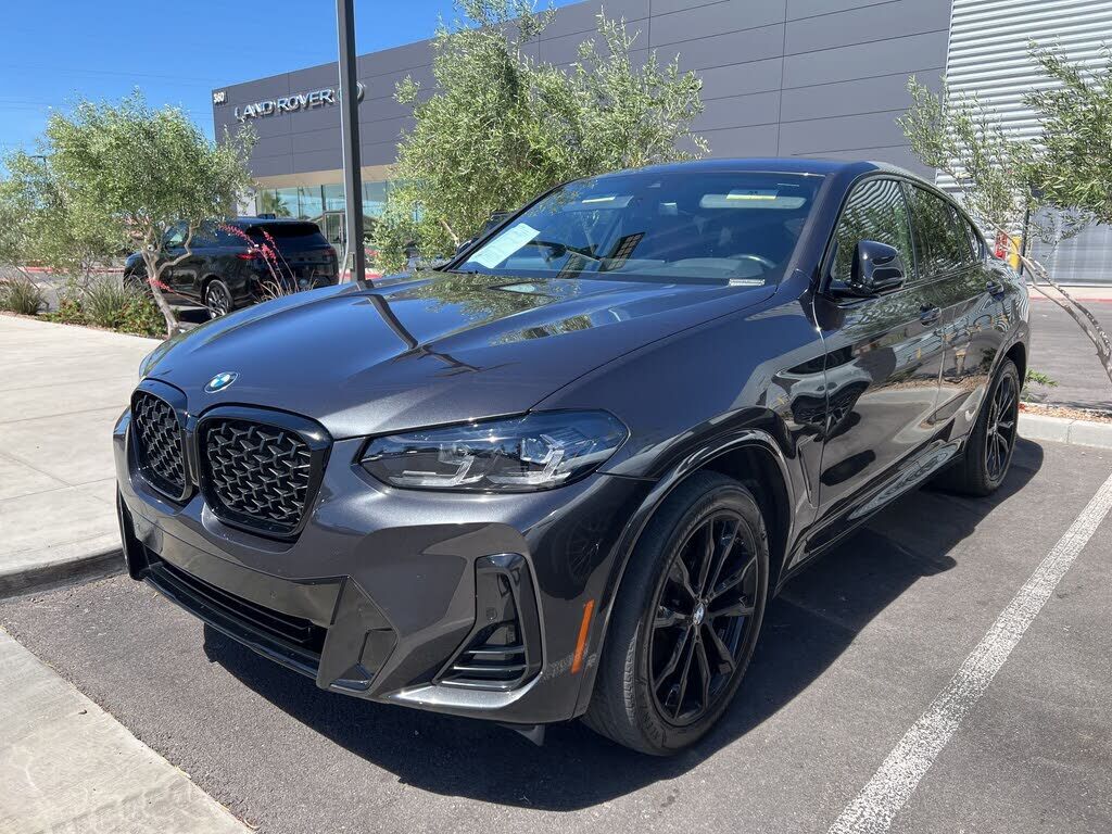 2023 BMW X4