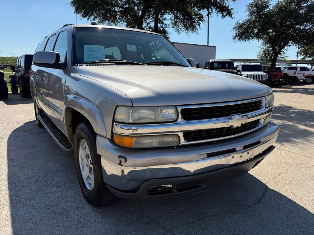 2004 CHEVROLET Suburban