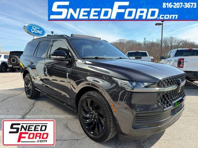 2025 LINCOLN Navigator