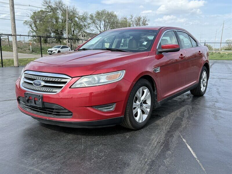 2010 FORD Taurus