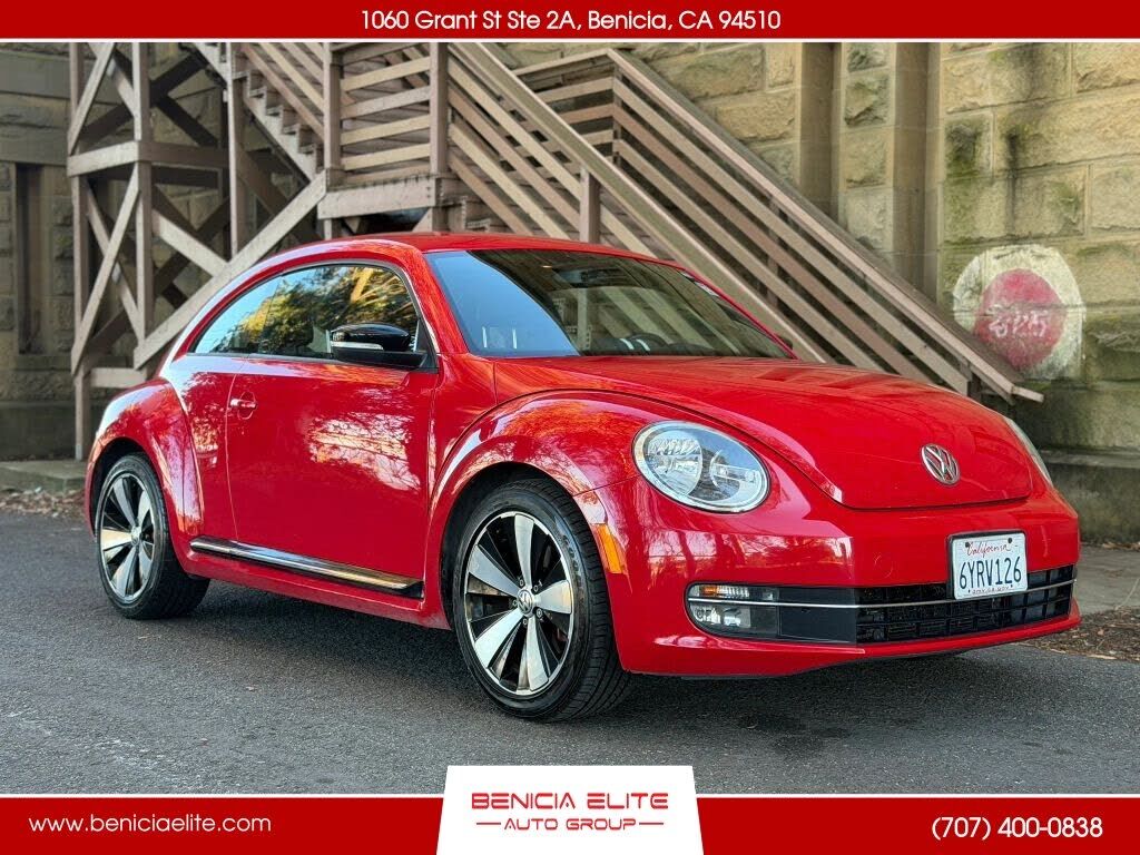 2012 VOLKSWAGEN Beetle