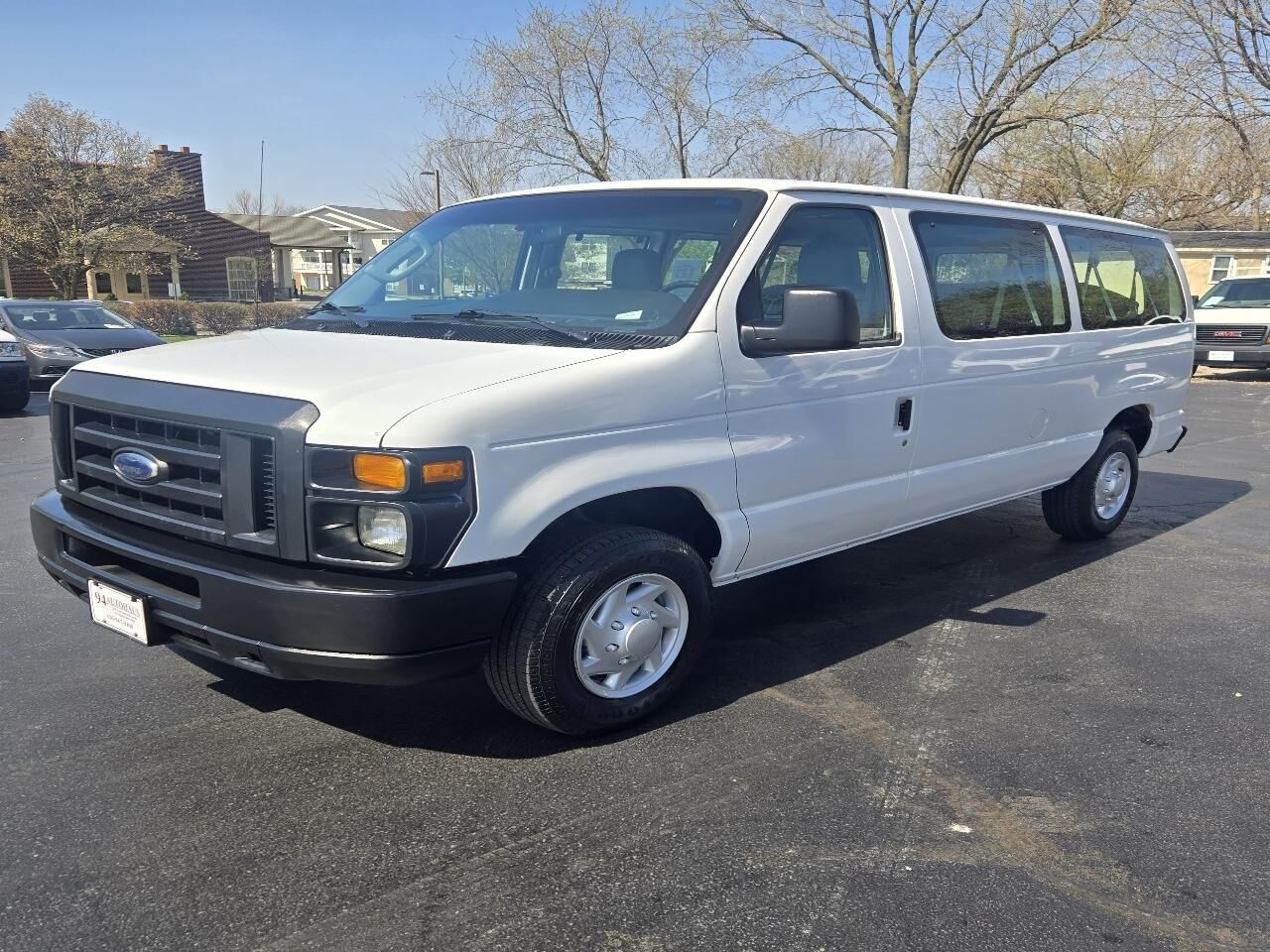 2012 FORD E-350