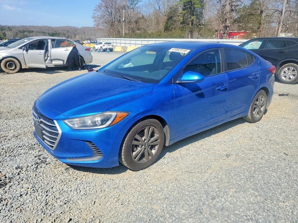2017 HYUNDAI Elantra