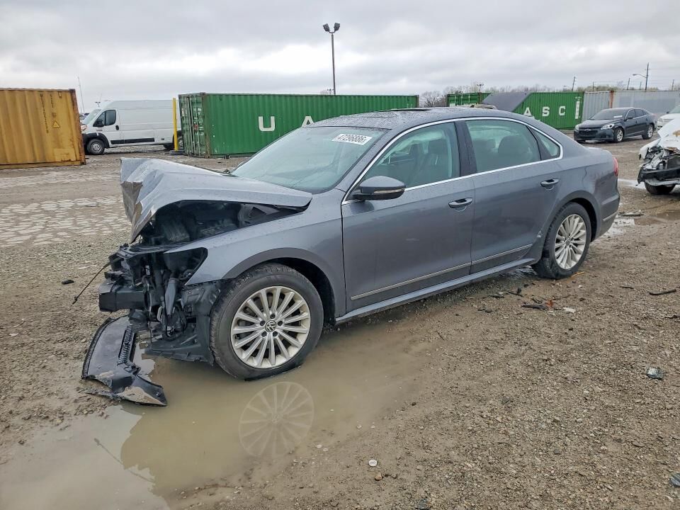 2017 VOLKSWAGEN Passat