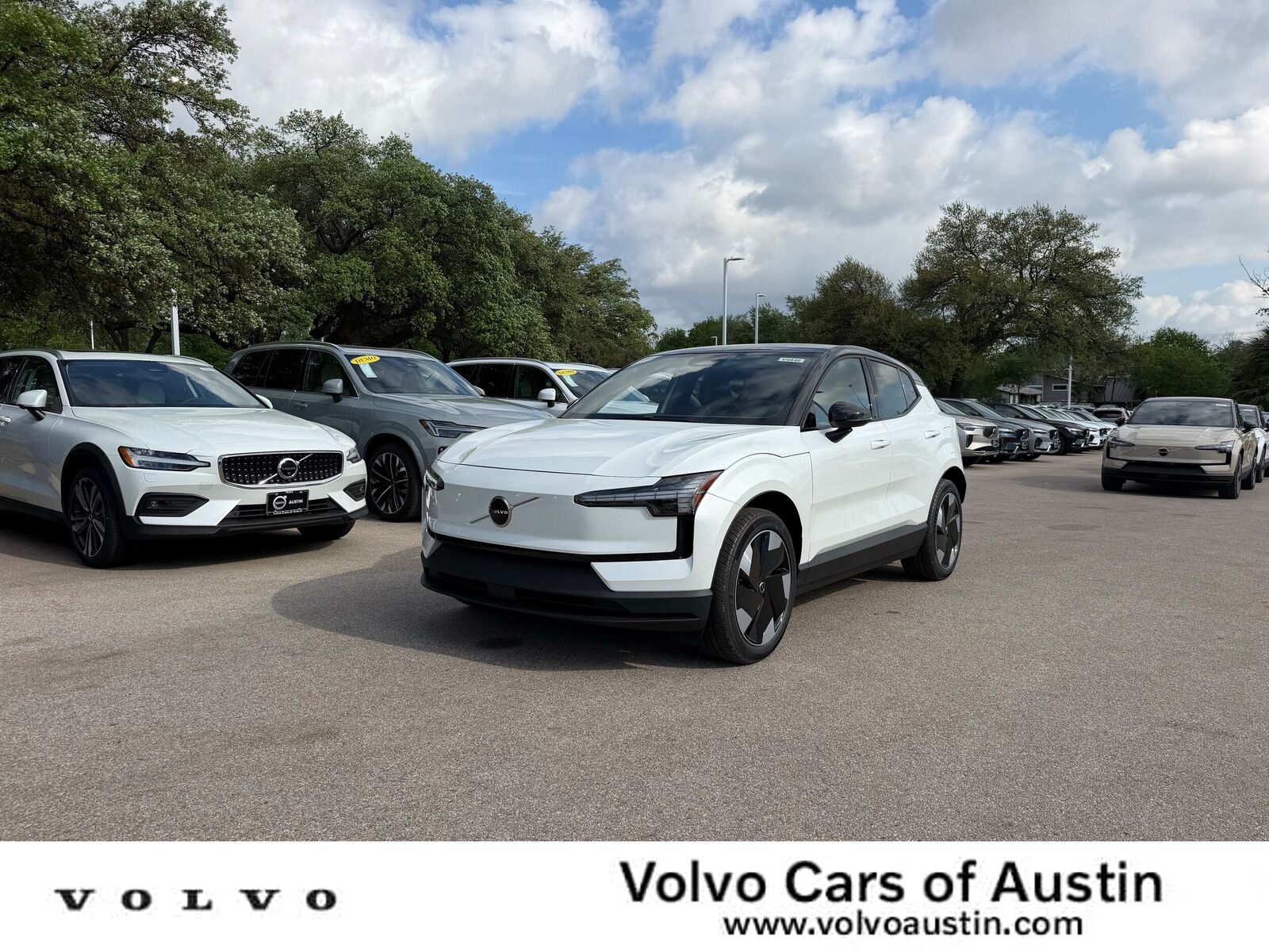 2026 VOLVO EX30