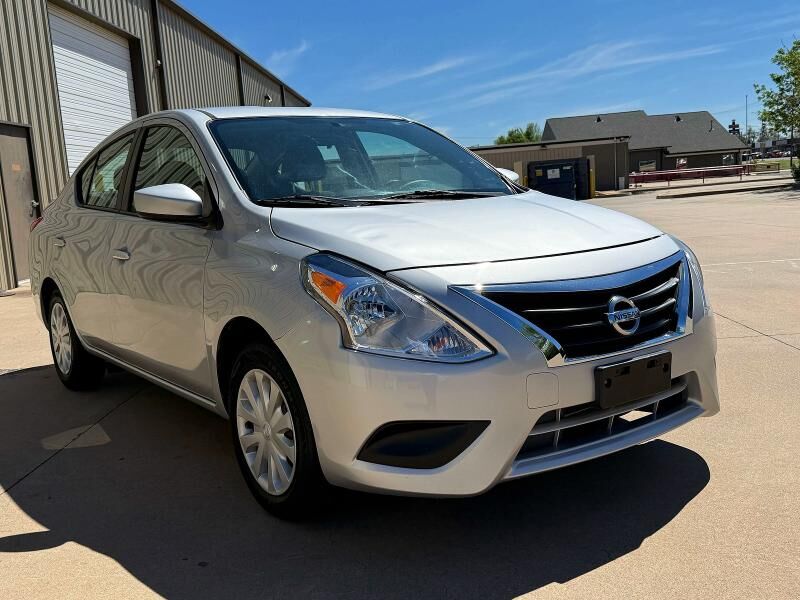 2018 NISSAN Versa
