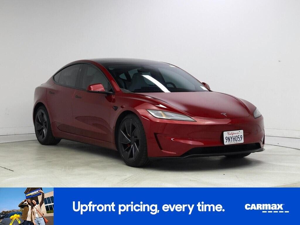 2024 TESLA Model 3