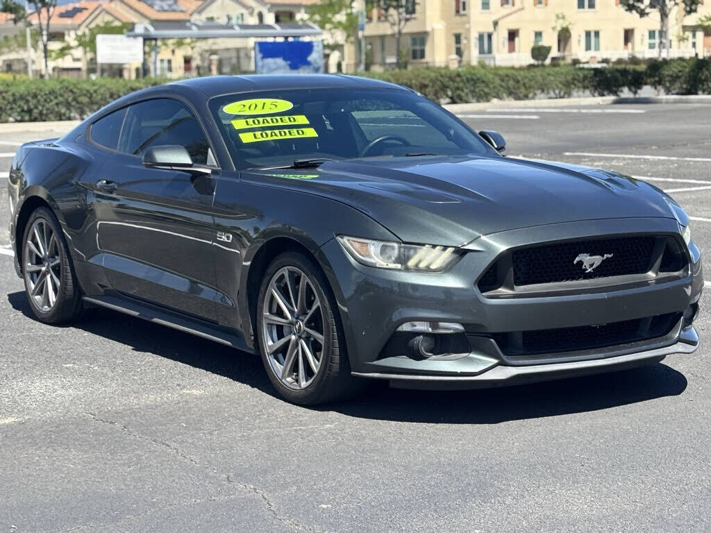 2015 FORD Mustang