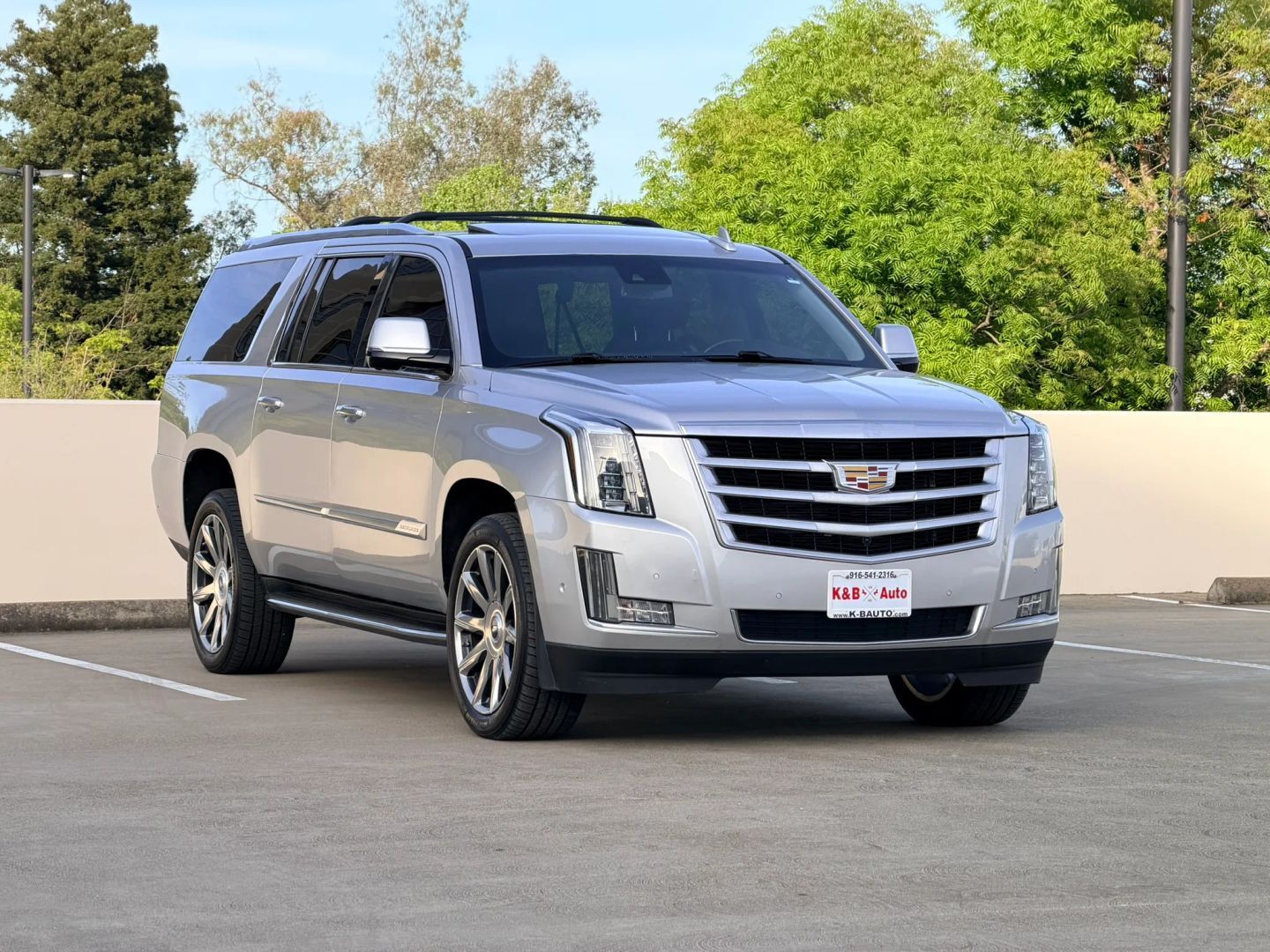 2018 CADILLAC Escalade ESV