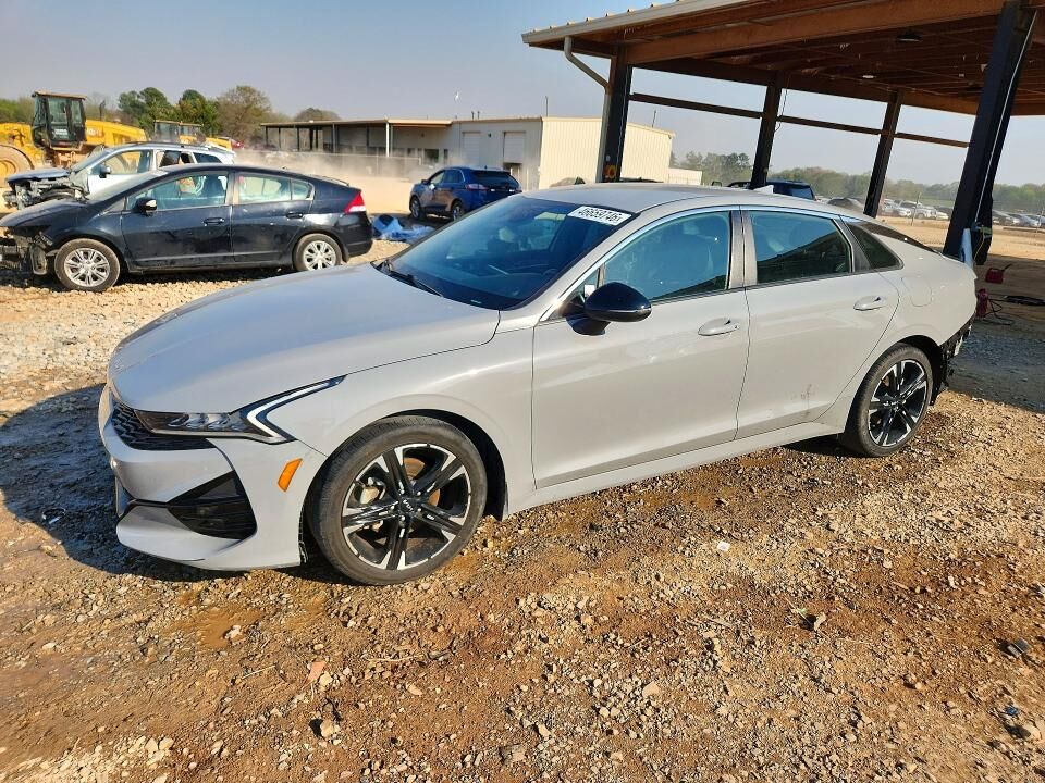 2023 KIA K5
