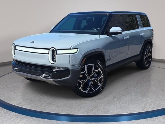 2024 RIVIAN R1S