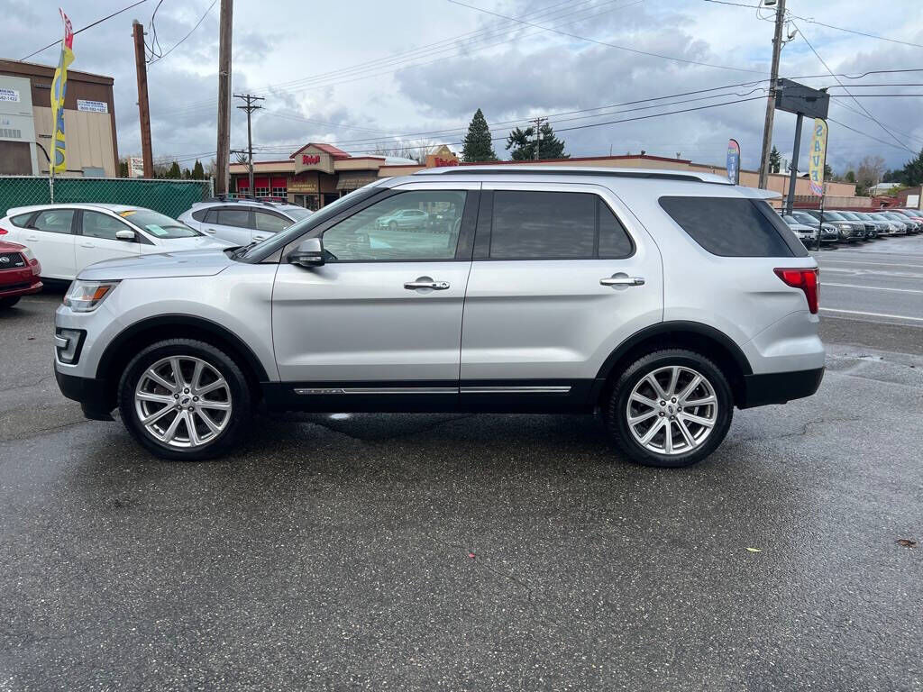 2016 FORD Explorer
