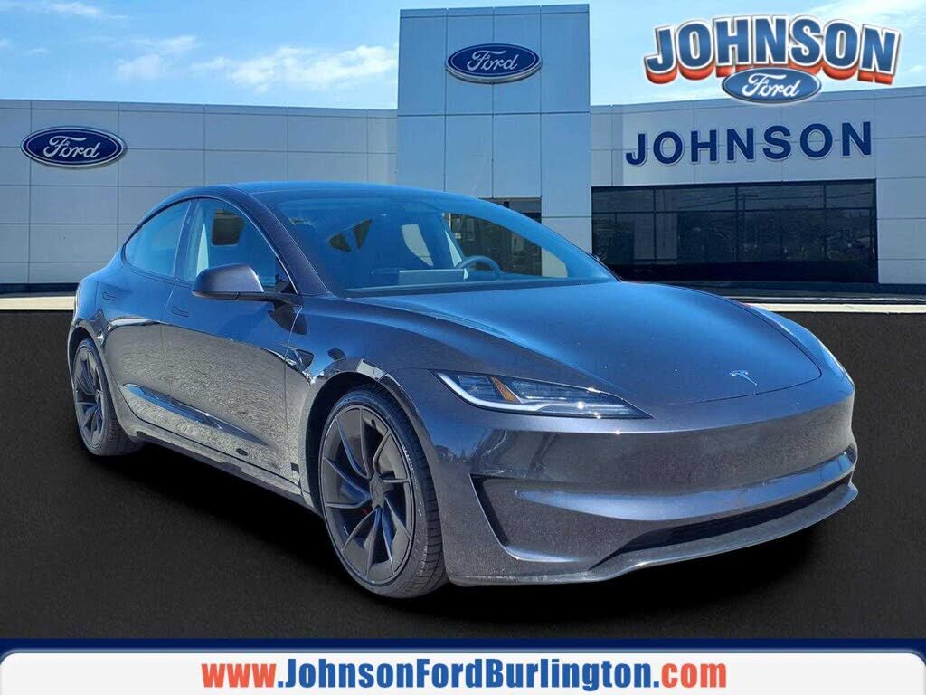 2024 TESLA Model 3