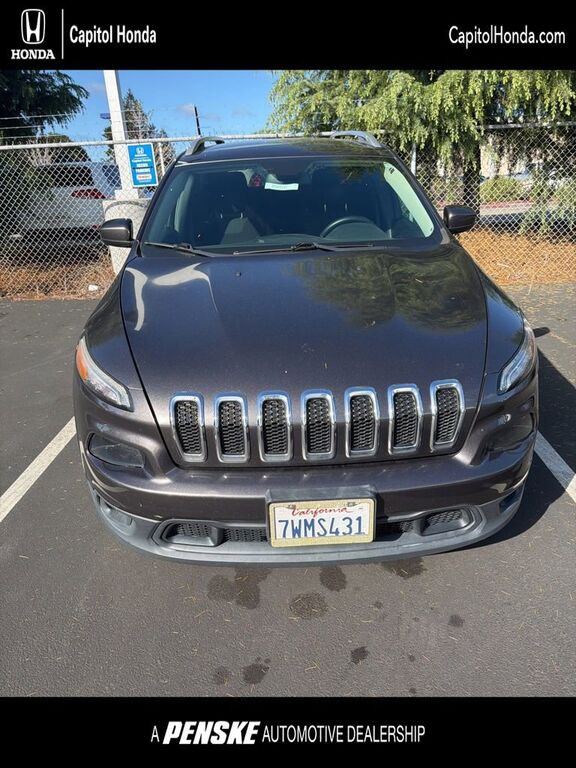 2017 JEEP Cherokee