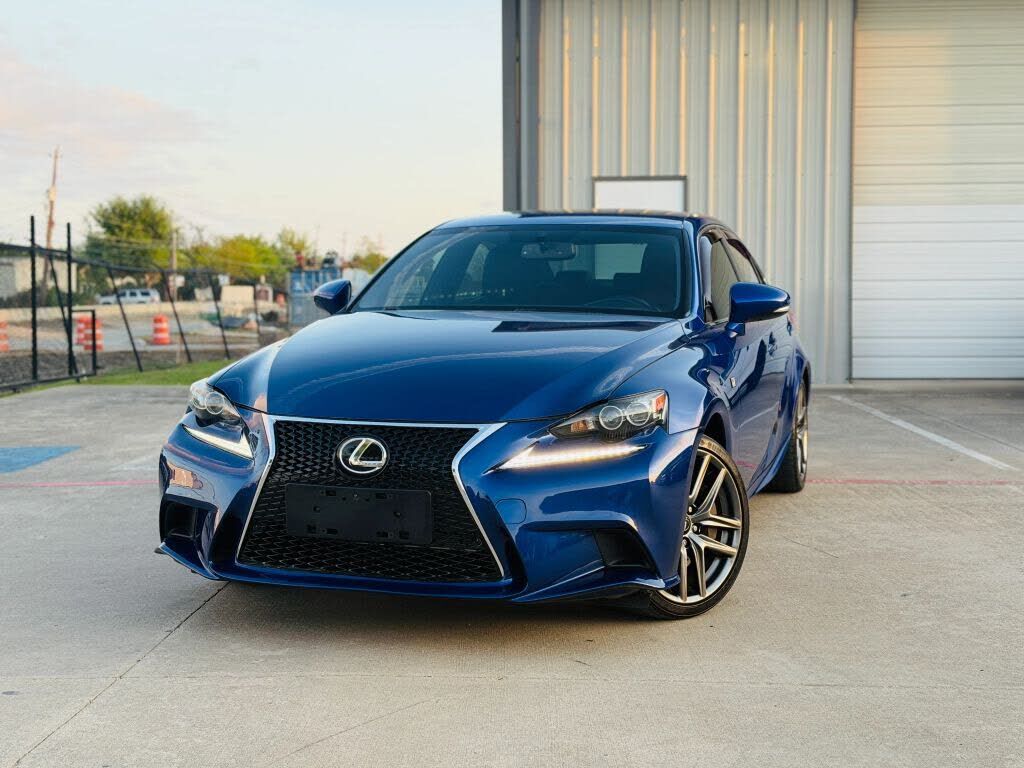 2016 LEXUS IS