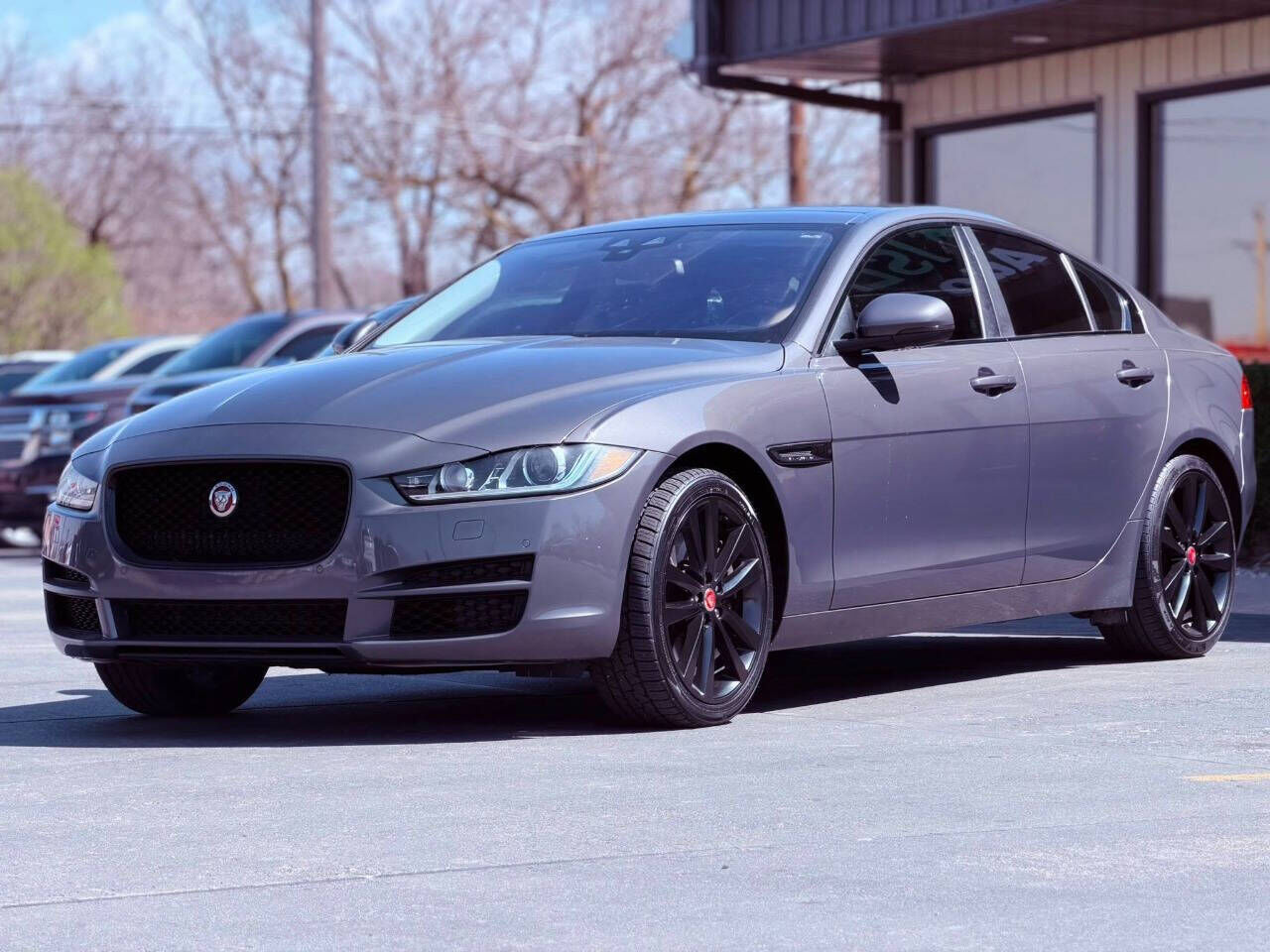 2017 JAGUAR XE