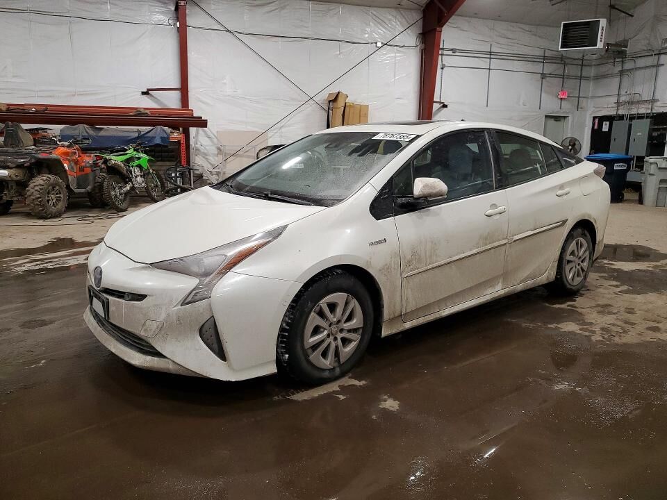 2016 TOYOTA PRIUS