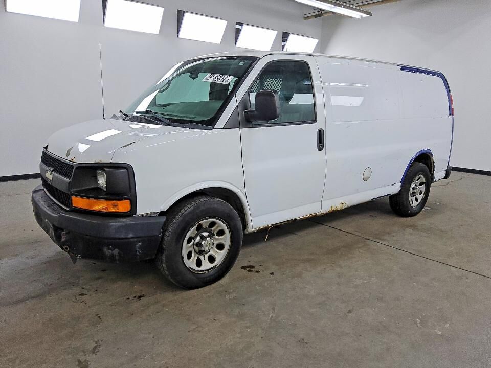 2012 CHEVROLET Express