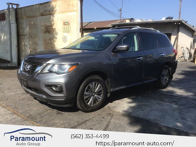 2020 NISSAN Pathfinder