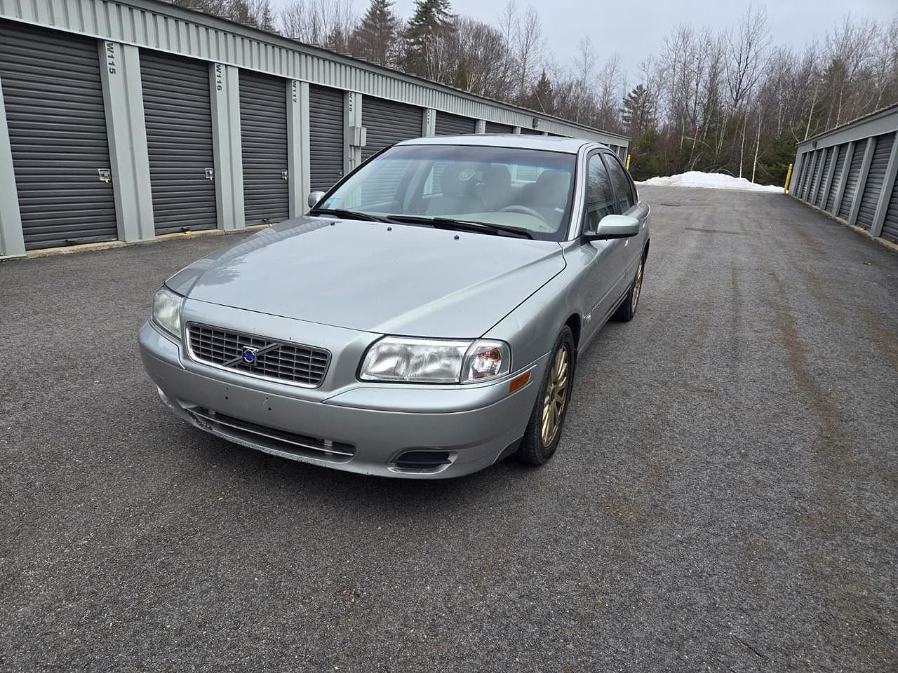 2004 VOLVO S80