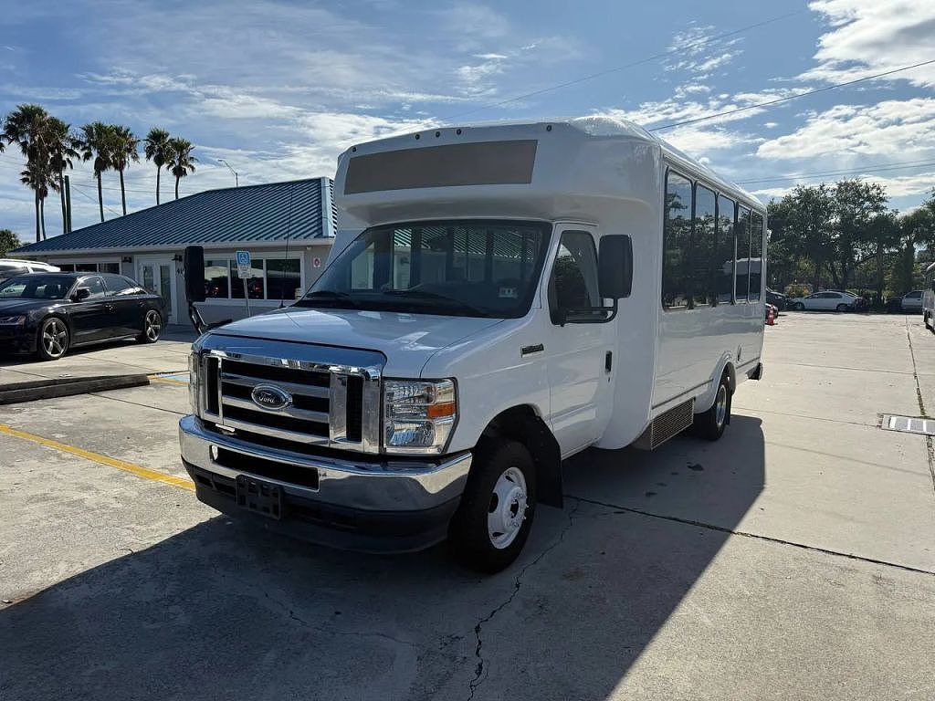 2021 FORD E-350