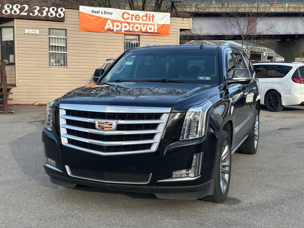 2018 CADILLAC Escalade