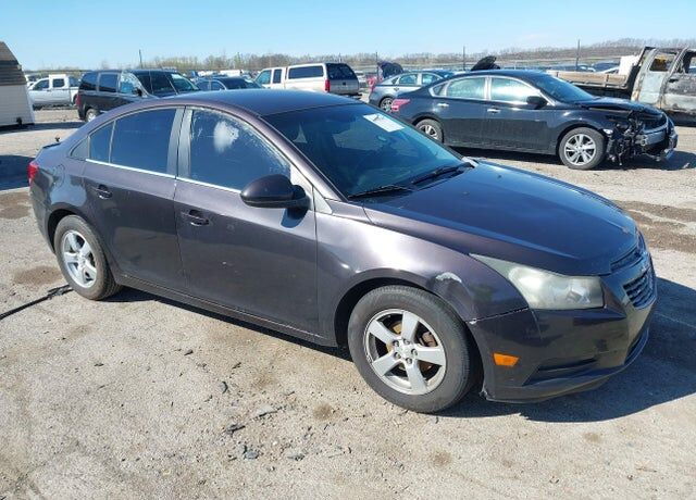 2013 CHEVROLET Cruze