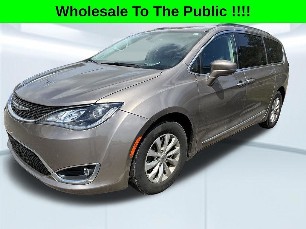 2017 CHRYSLER Pacifica
