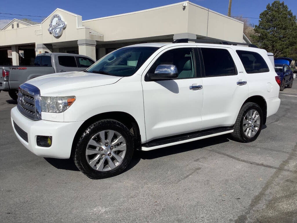 2015 TOYOTA Sequoia