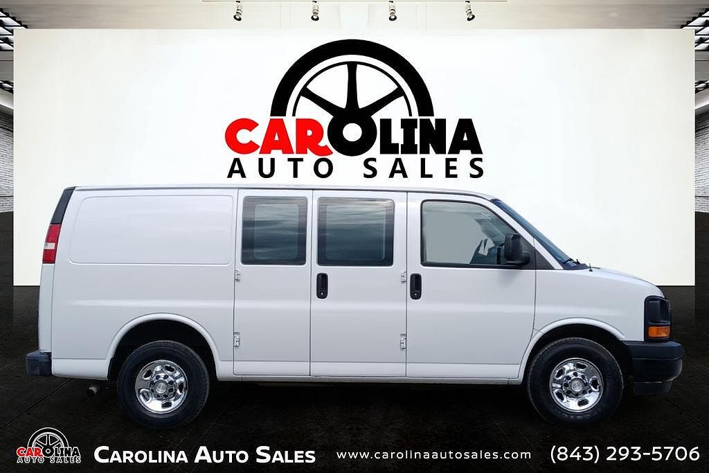 2017 CHEVROLET Express