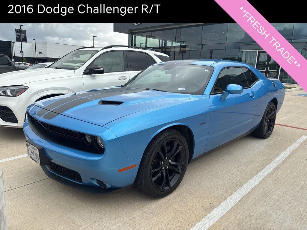 2016 DODGE Challenger