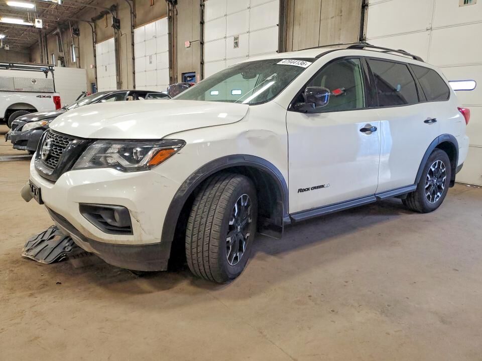 2020 NISSAN Pathfinder