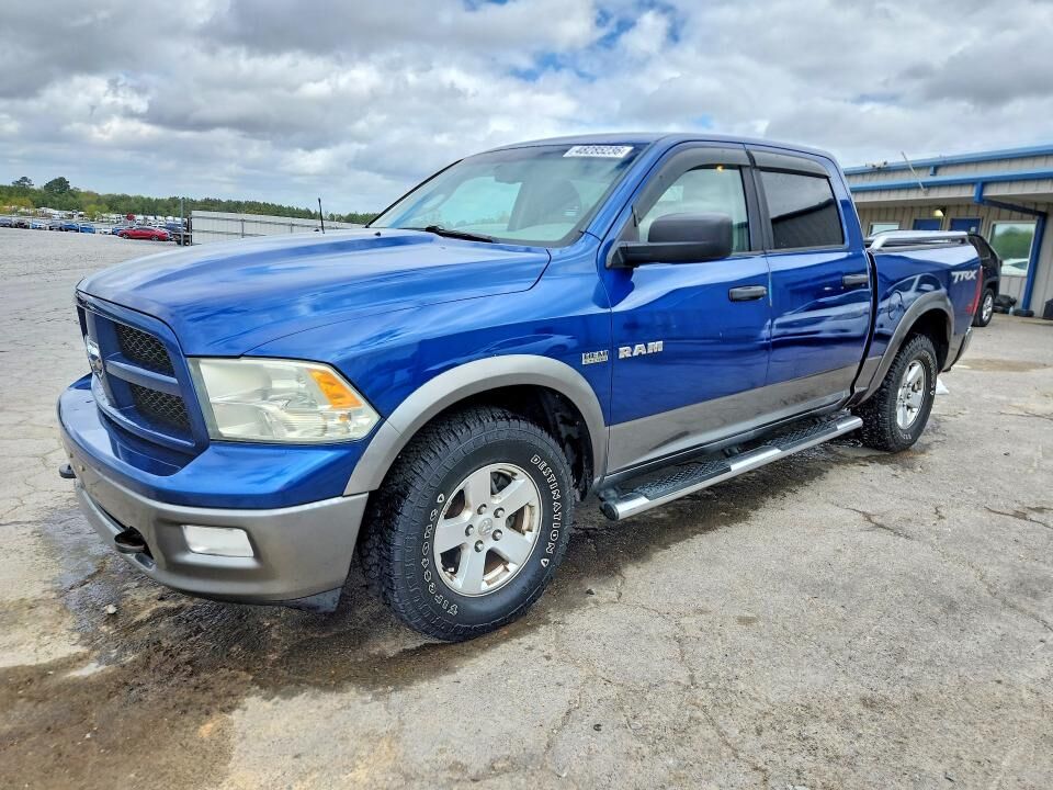 2010 DODGE Ram